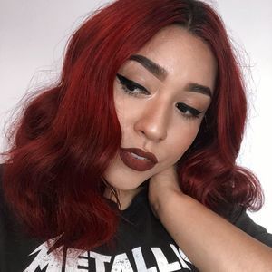 Meet your Posher, Celine